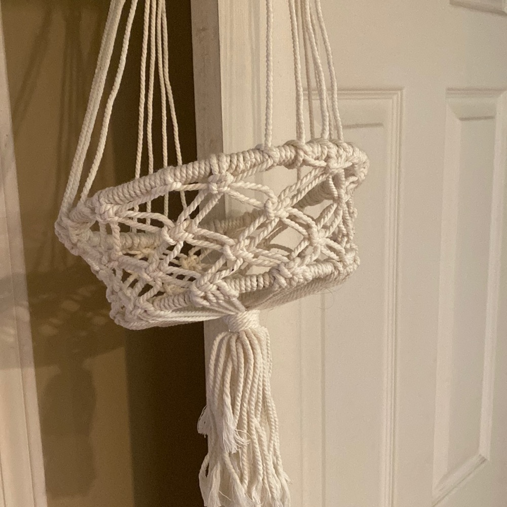 Macrame Plant Holder! Never used; great condition